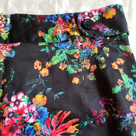 Laundry by Shelli Segal black floral skirt - Picture 3 of 6